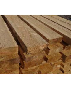 Planche de pruche de l'Est verte brute 2" x 4" x 8'
