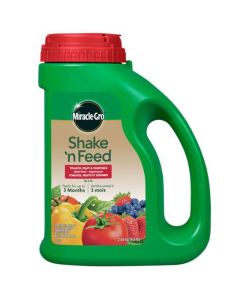 Engrais Shake 'n Feed Miracle-Gro pour tomates, fruits et légumes, 2 kg